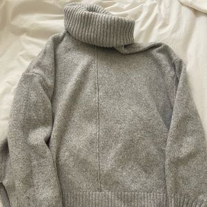 H&am oversized turtleneck sweater